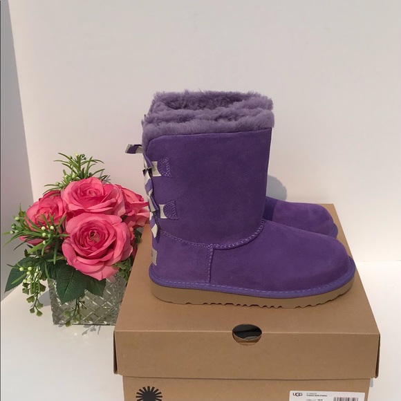 UGG Bailey Bow Striped Boots - Picture 2 of 8